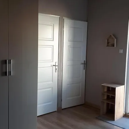 Logement Privatif A 5Min Du Lac De Rille Savigne-sur-Lathan Exterior photo